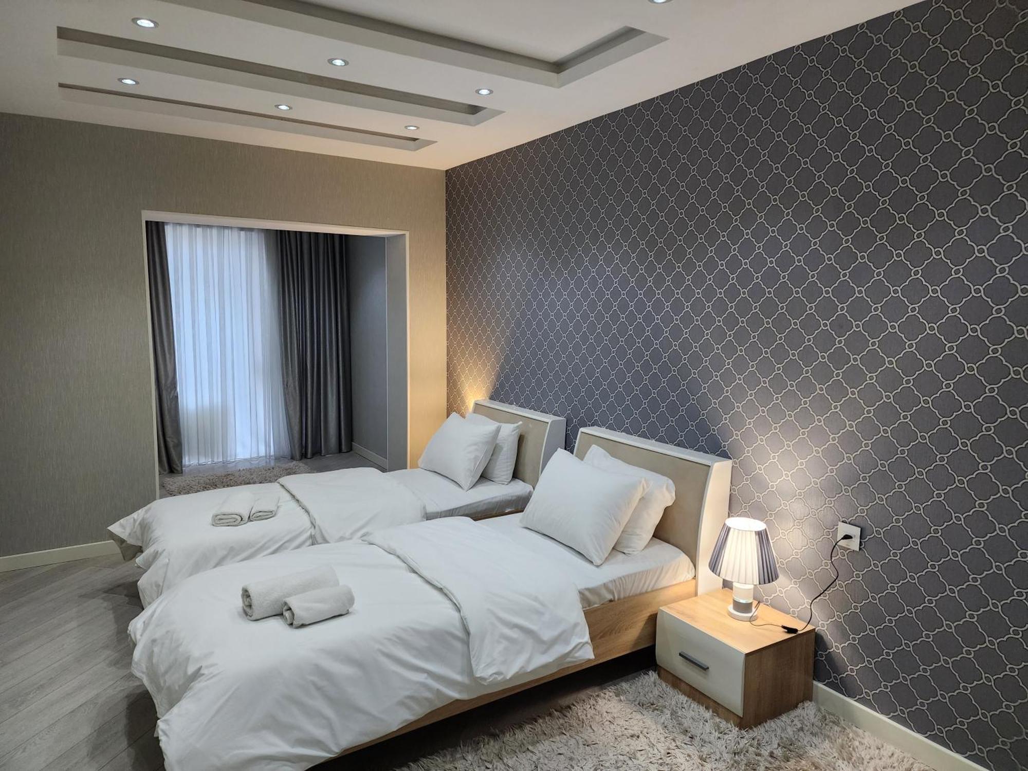 Park Azure Best Apartment Baky Esterno foto