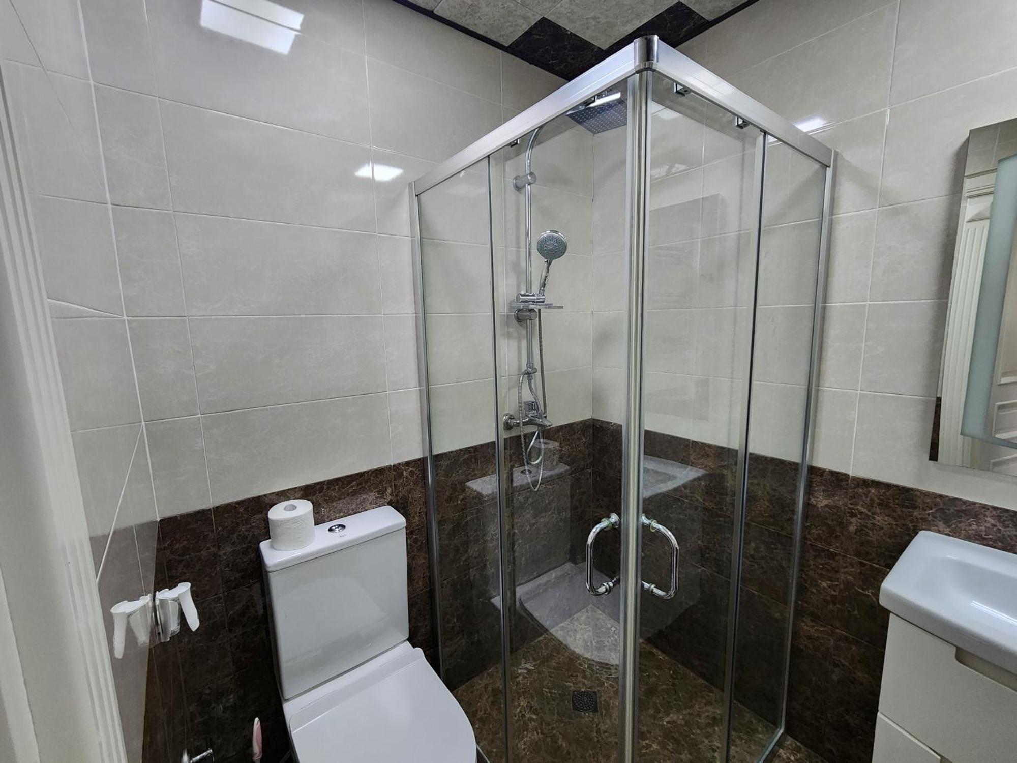 Park Azure Best Apartment Baky Esterno foto