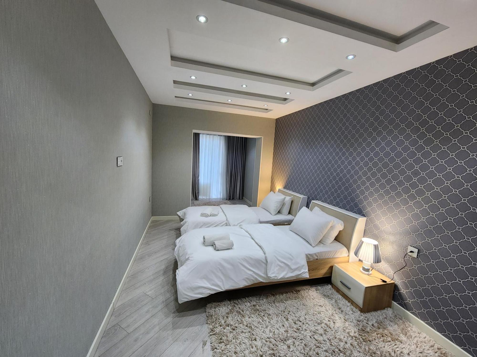 Park Azure Best Apartment Baky Esterno foto