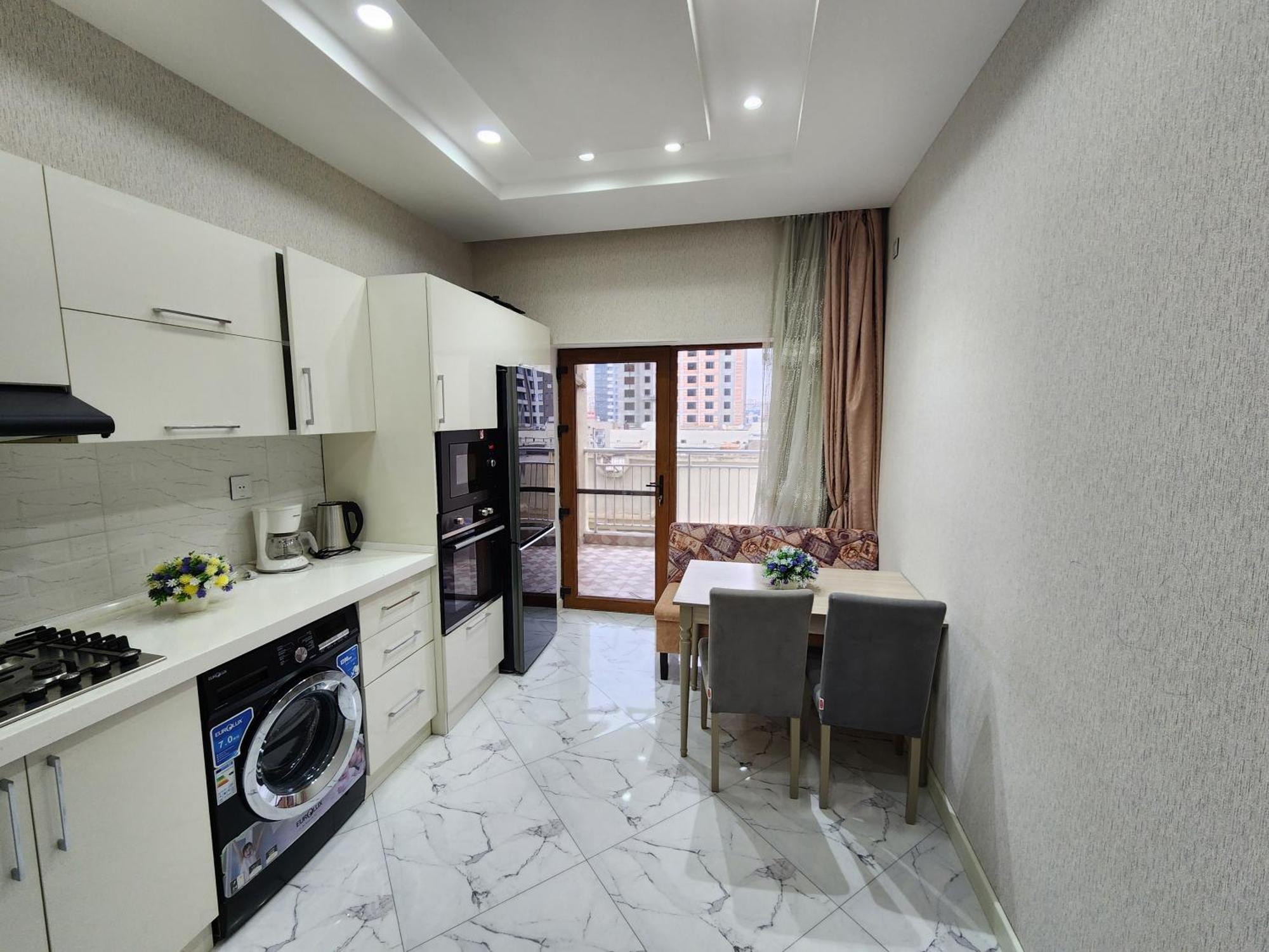 Park Azure Best Apartment Baky Esterno foto